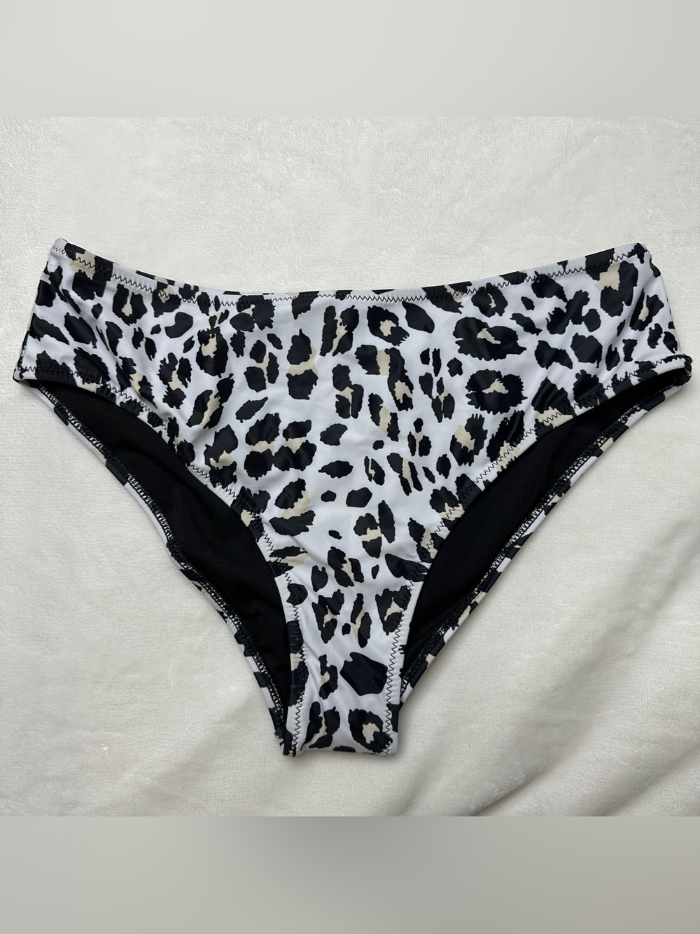 Beachsissi Leopard Print Bikini Bottoms M